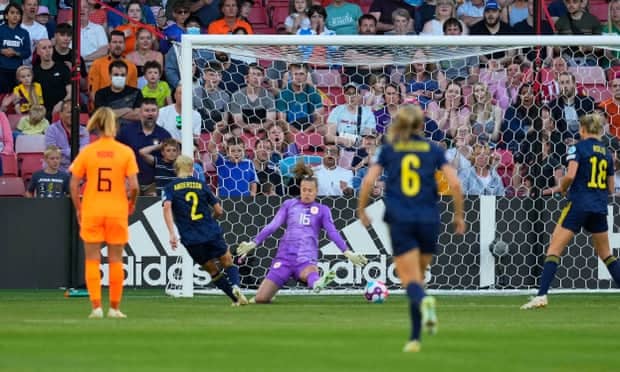 Jill Roord mencetak gol untuk menyelamatkan hasil imbang antara Belanda melawan Swedia |  Piala Eropa 2022 Putri