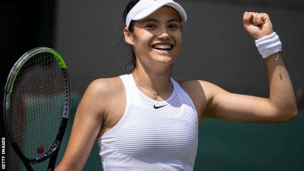 Emma Raducanu di Wimbledon: Akan ada 'harapan besar' tapi 'mari beri dia waktu'